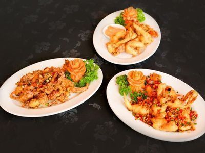 Golden Lotus Chinese Restaurant Presents a Soft-Shell Crab Special Menu
